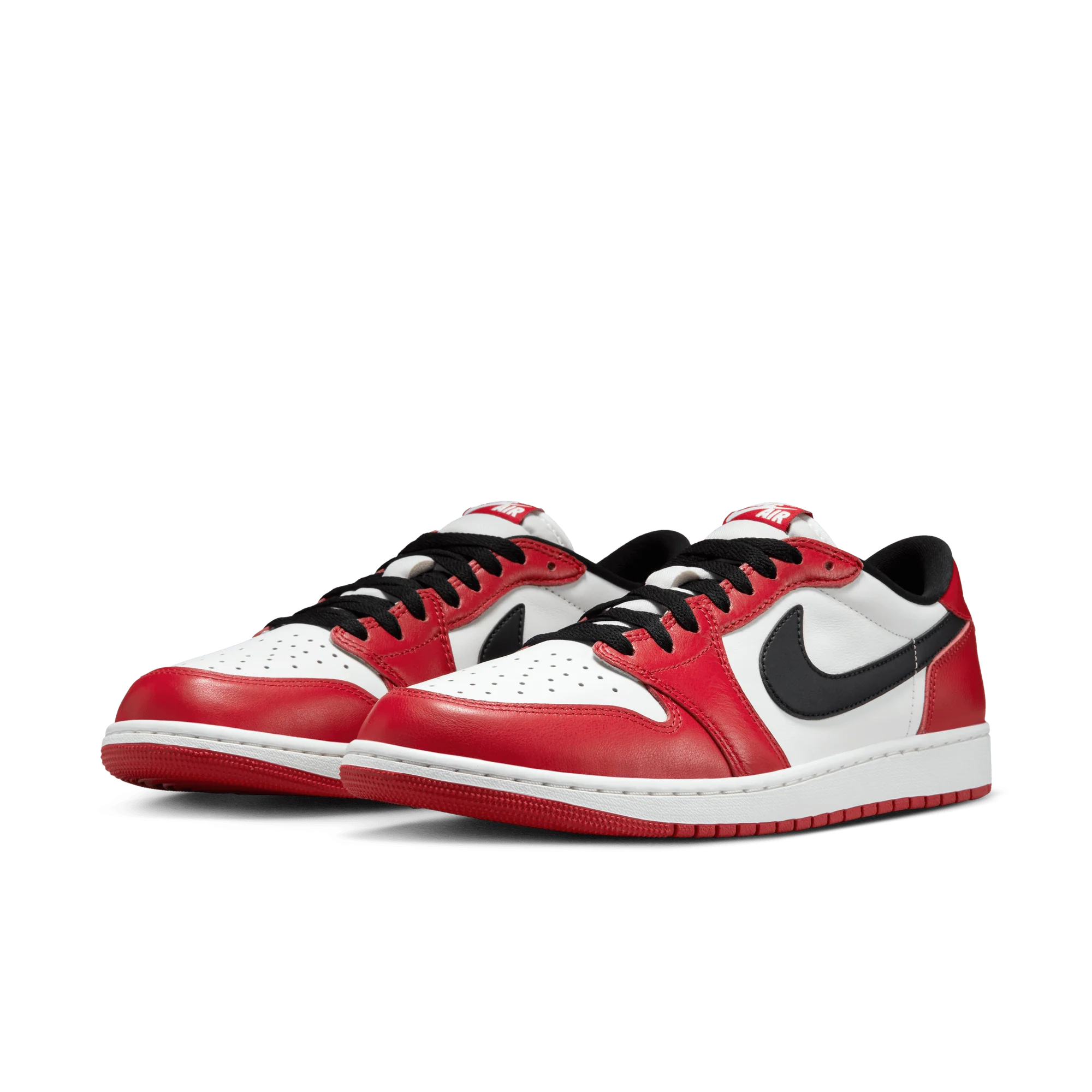 Jordan 1 Retro Low OG Chicago (2025) - Image 2