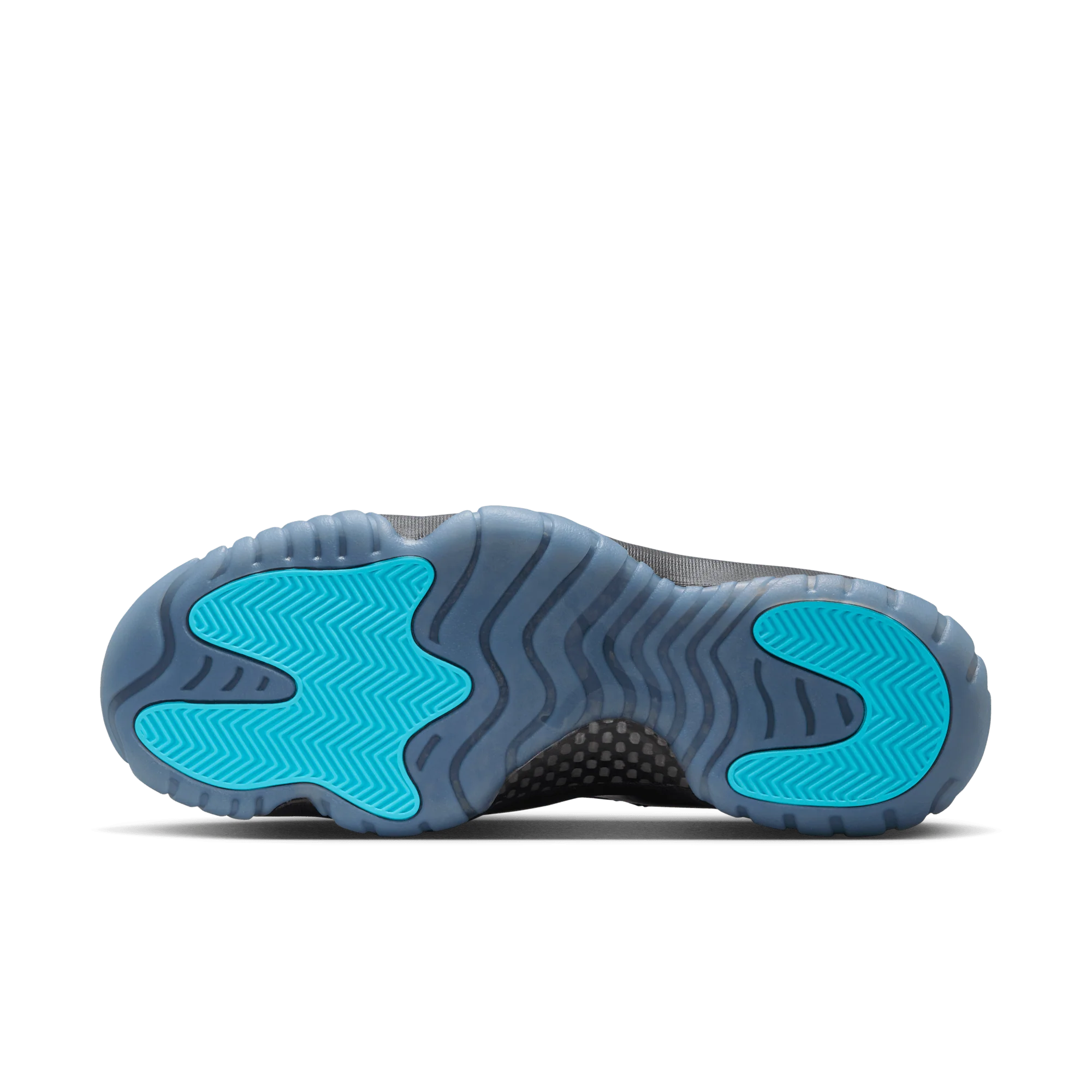 Jordan 11 Retro Gamma Blue (2025) - Image 6
