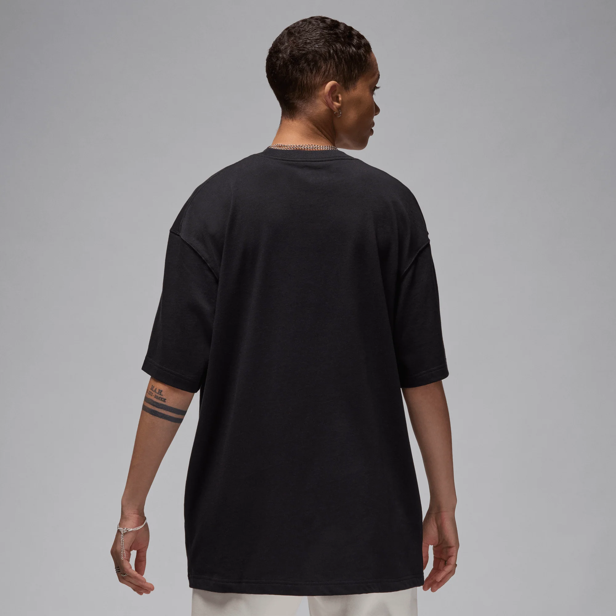 Jordan Essentials Women's Oversized T-Shirt Black - Image 2