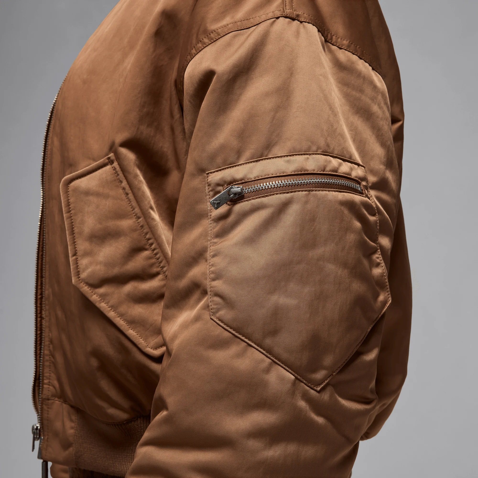 Jordan Renegade Women's Jacket Archaeo Brown - Image 4