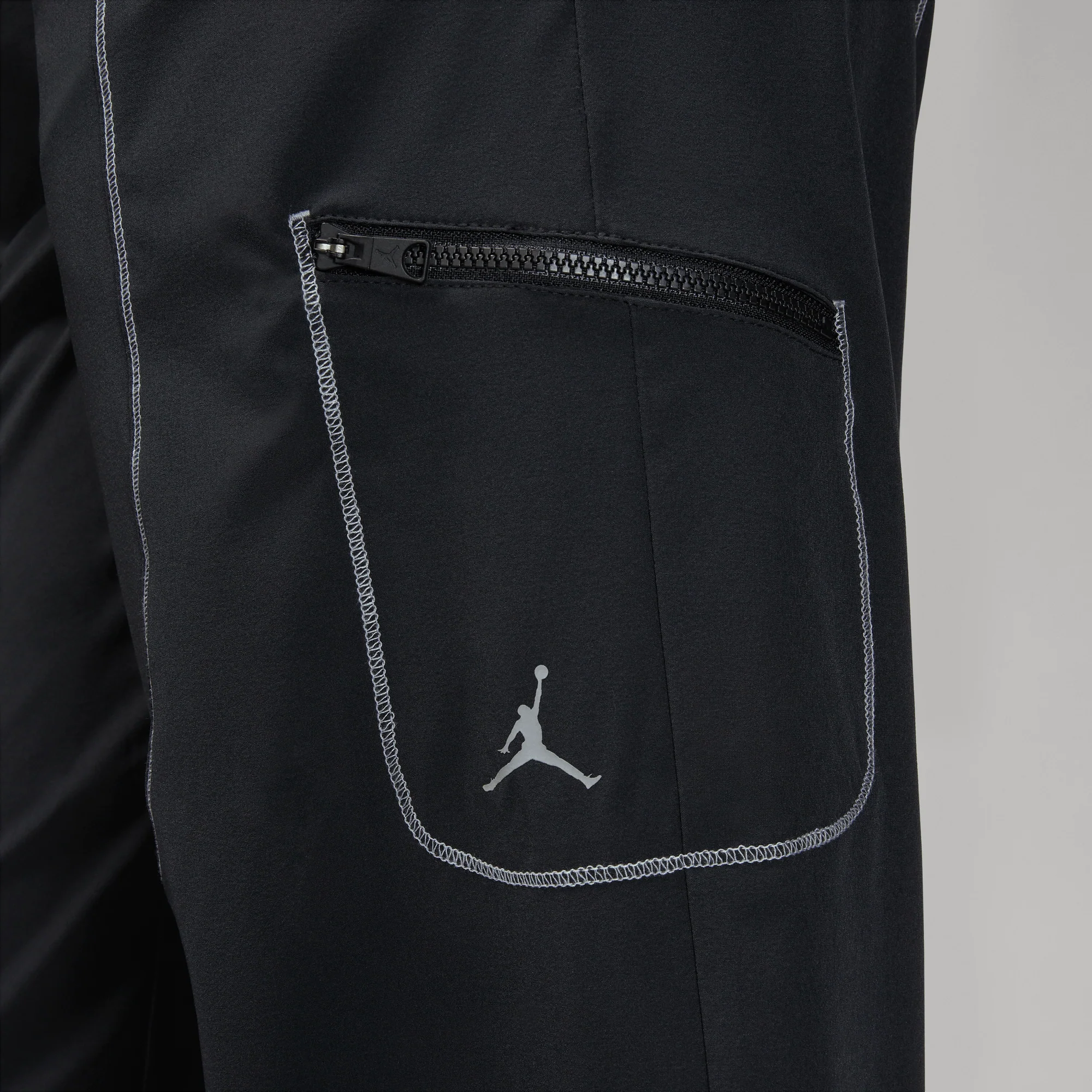 Jordan Sport Women's Tunnel Pants Black/Stealth/Stealth - Image 4