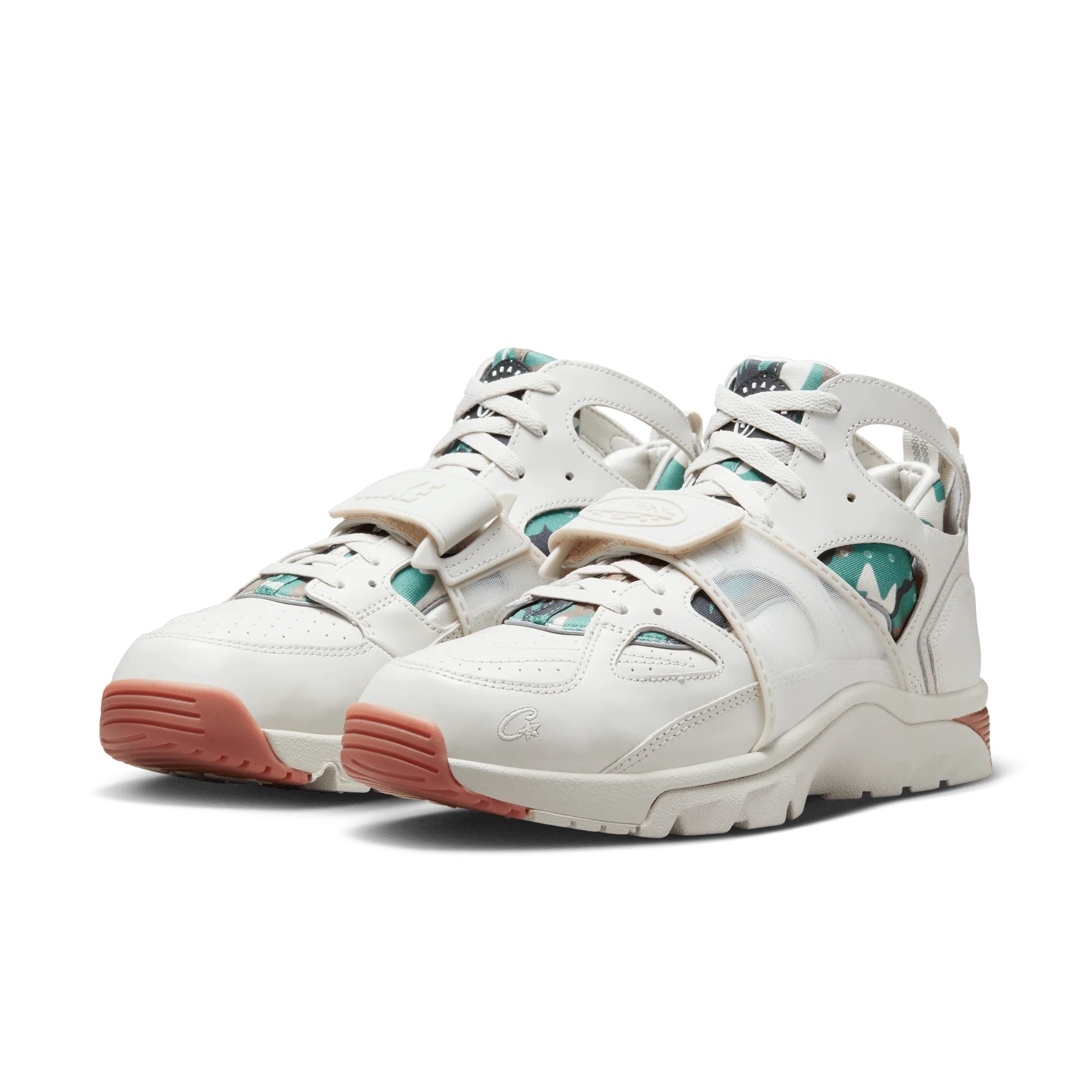 Nike Air Trainer Huarache Corteiz Light Bone - Image 2