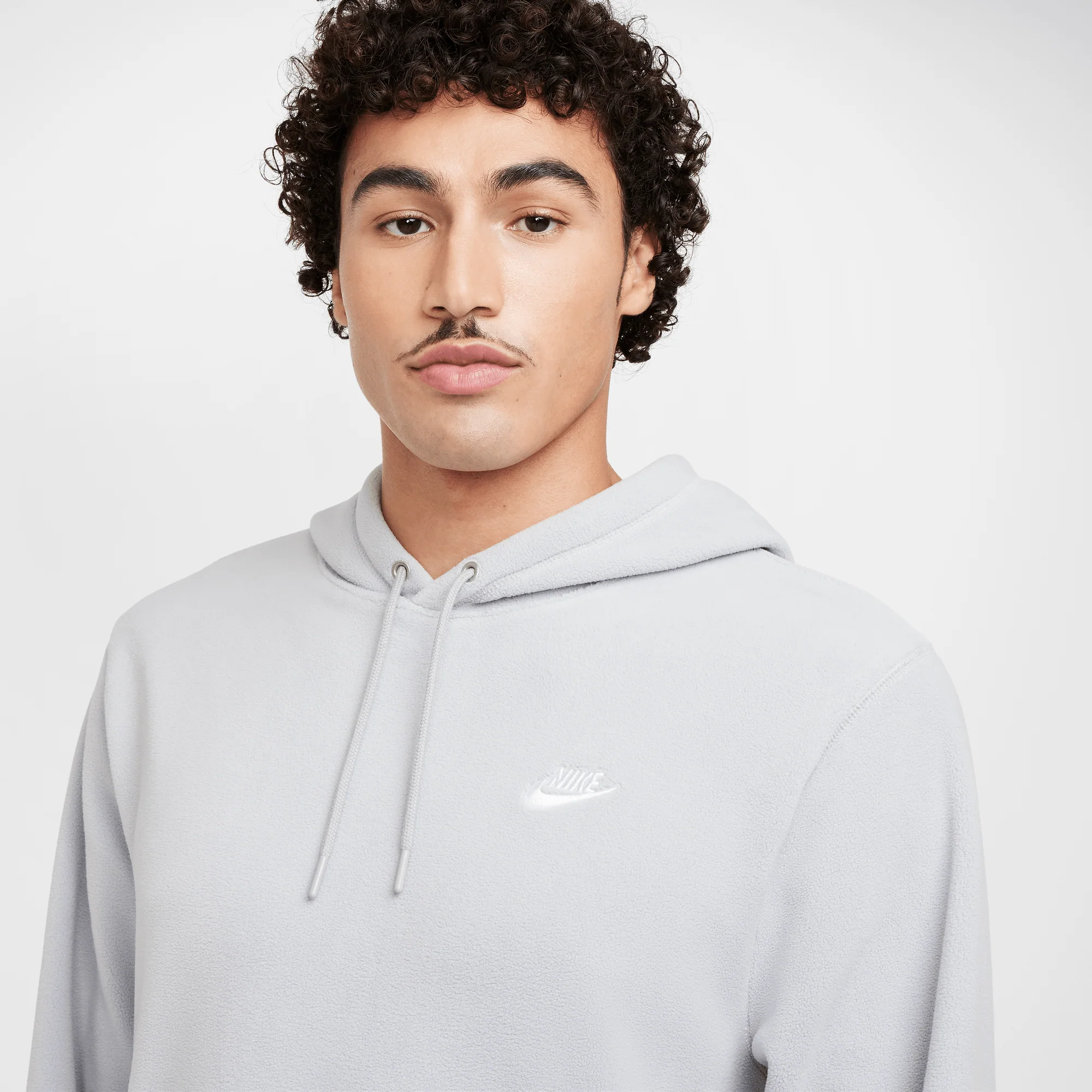 Nike Club Men's Winterized Pullover Hoodie Light Smoke Grey/Pure/White - Image 3