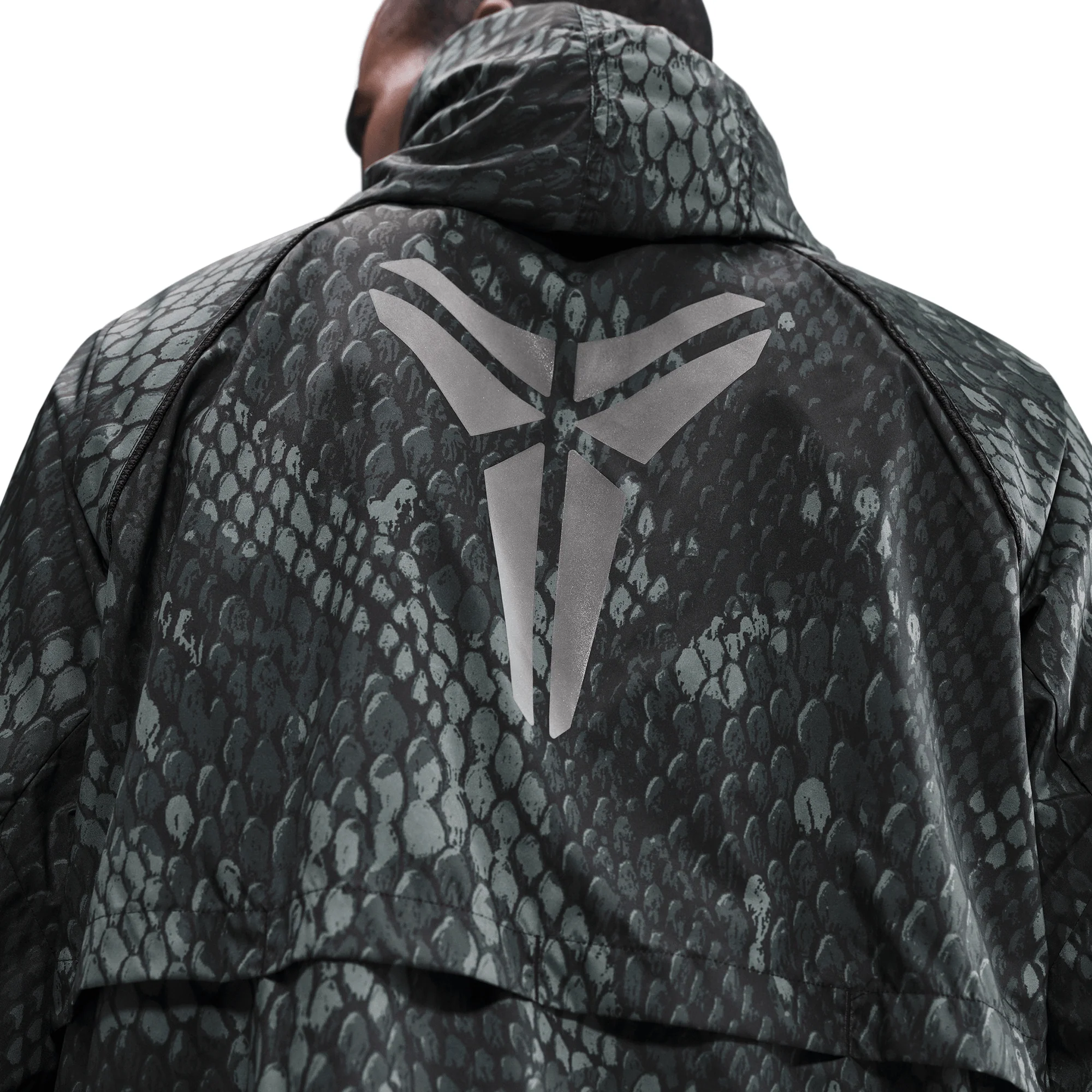 Nike Kobe Bryant Lightweight Woven Jacket Black/Reflective Silver - Image 3