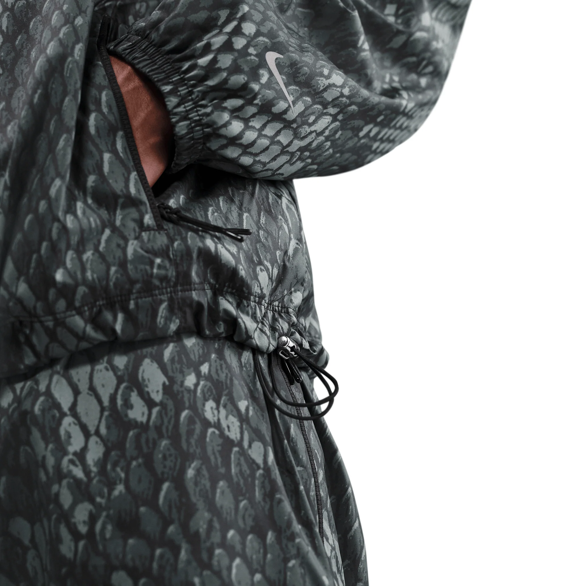 Nike Kobe Bryant Lightweight Woven Jacket Black/Reflective Silver - Image 4