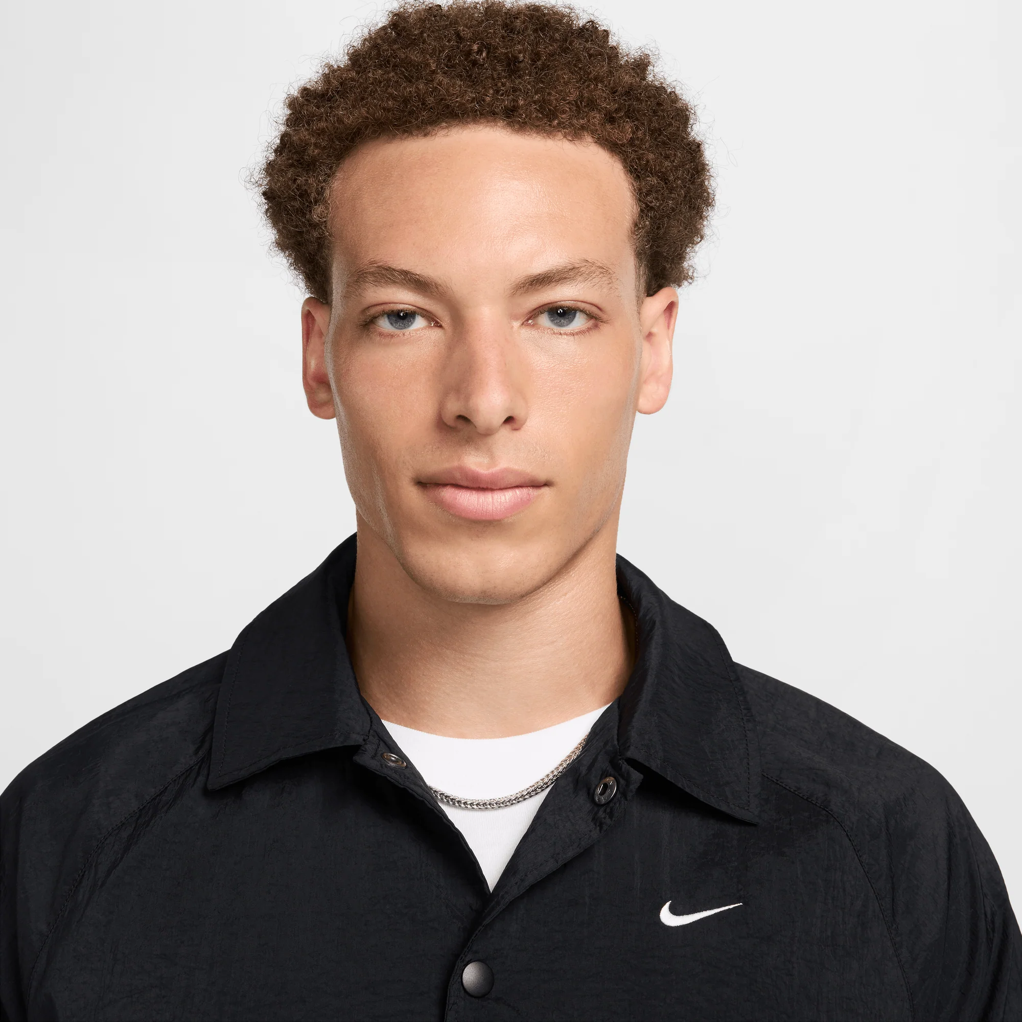 Nike Men's Repel Woven Basketball Jacket Black/White - Image 3