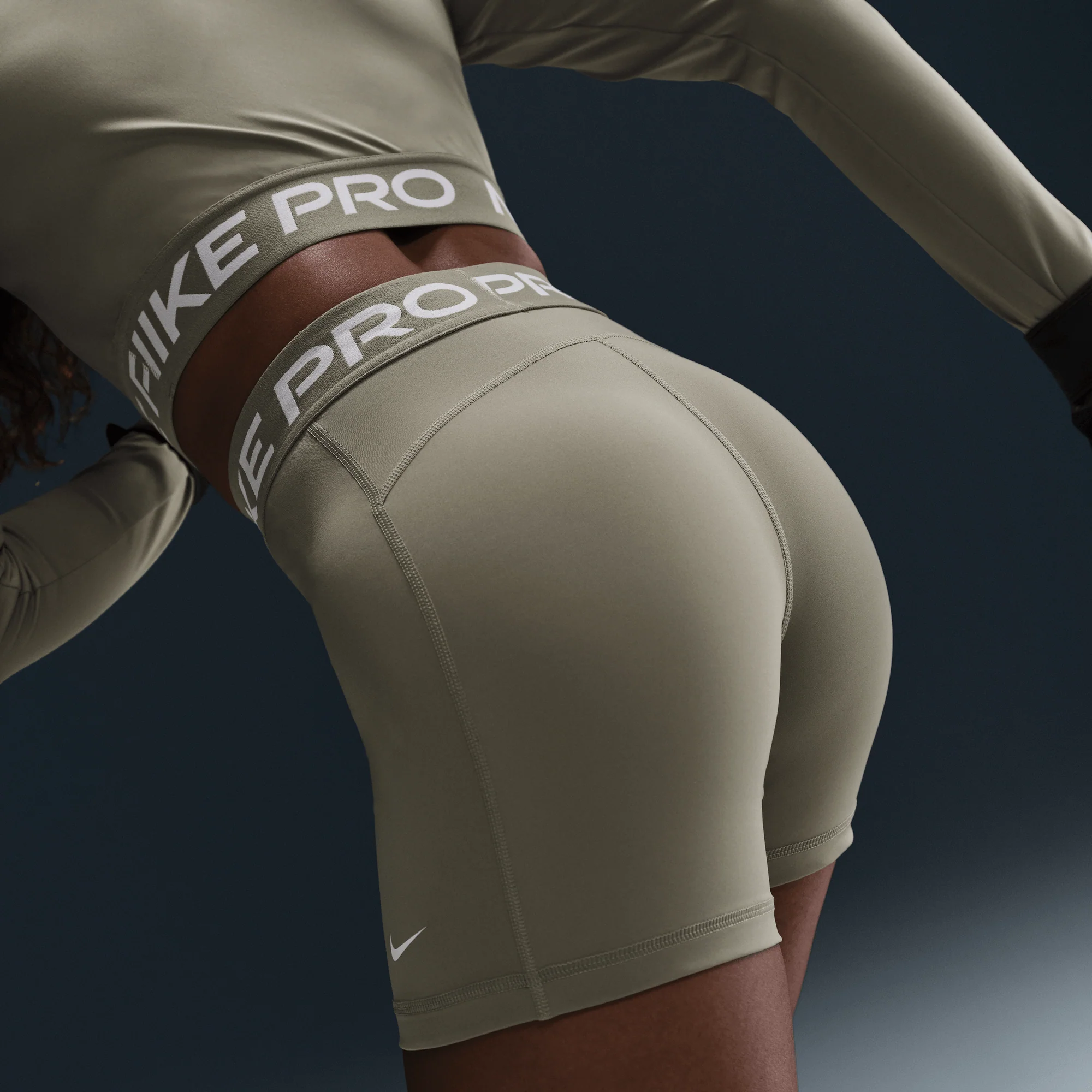 Nike Pro 365 Women's Shorts Light Army/White - Image 5