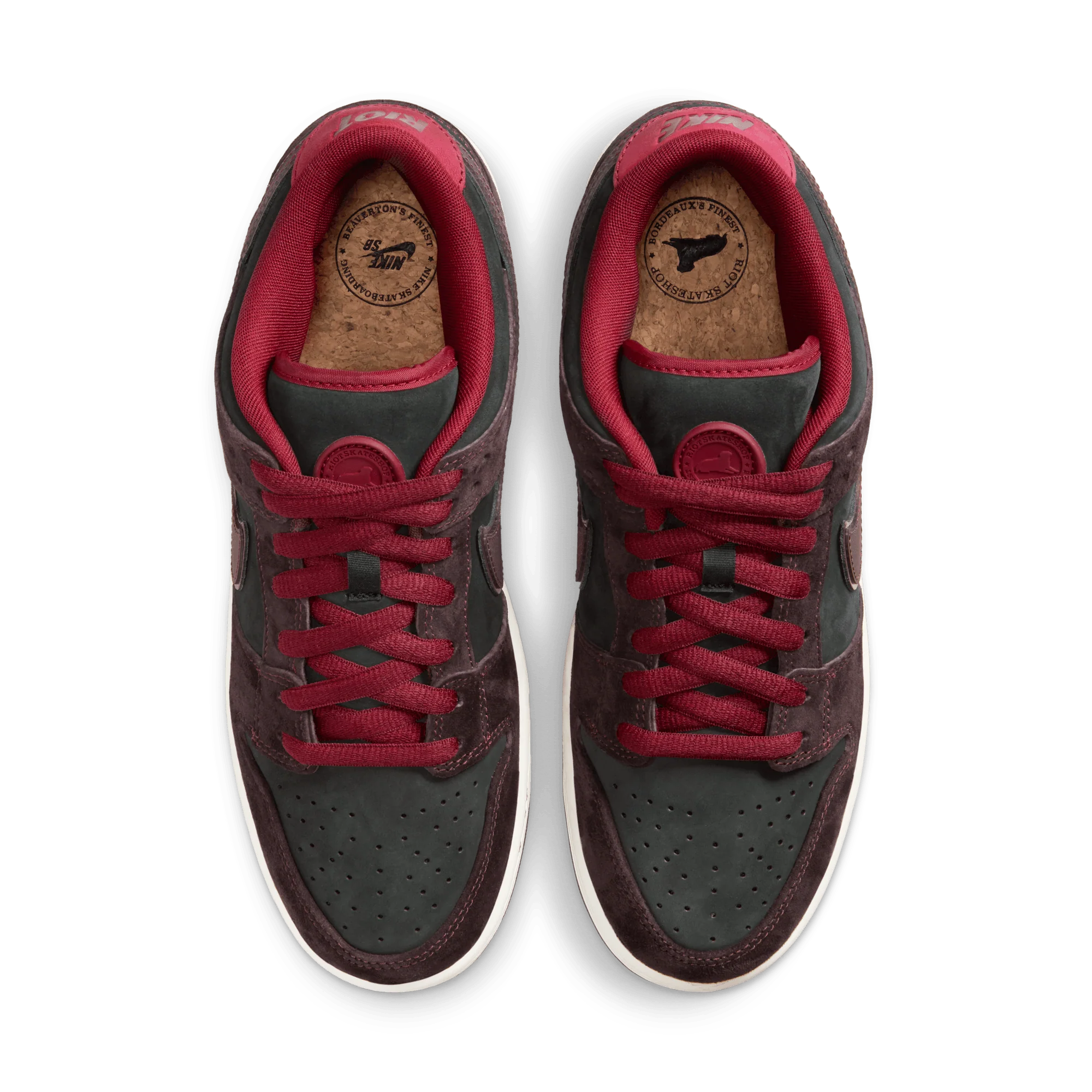 Nike SB Dunk Low Riot Skateshop - Image 3