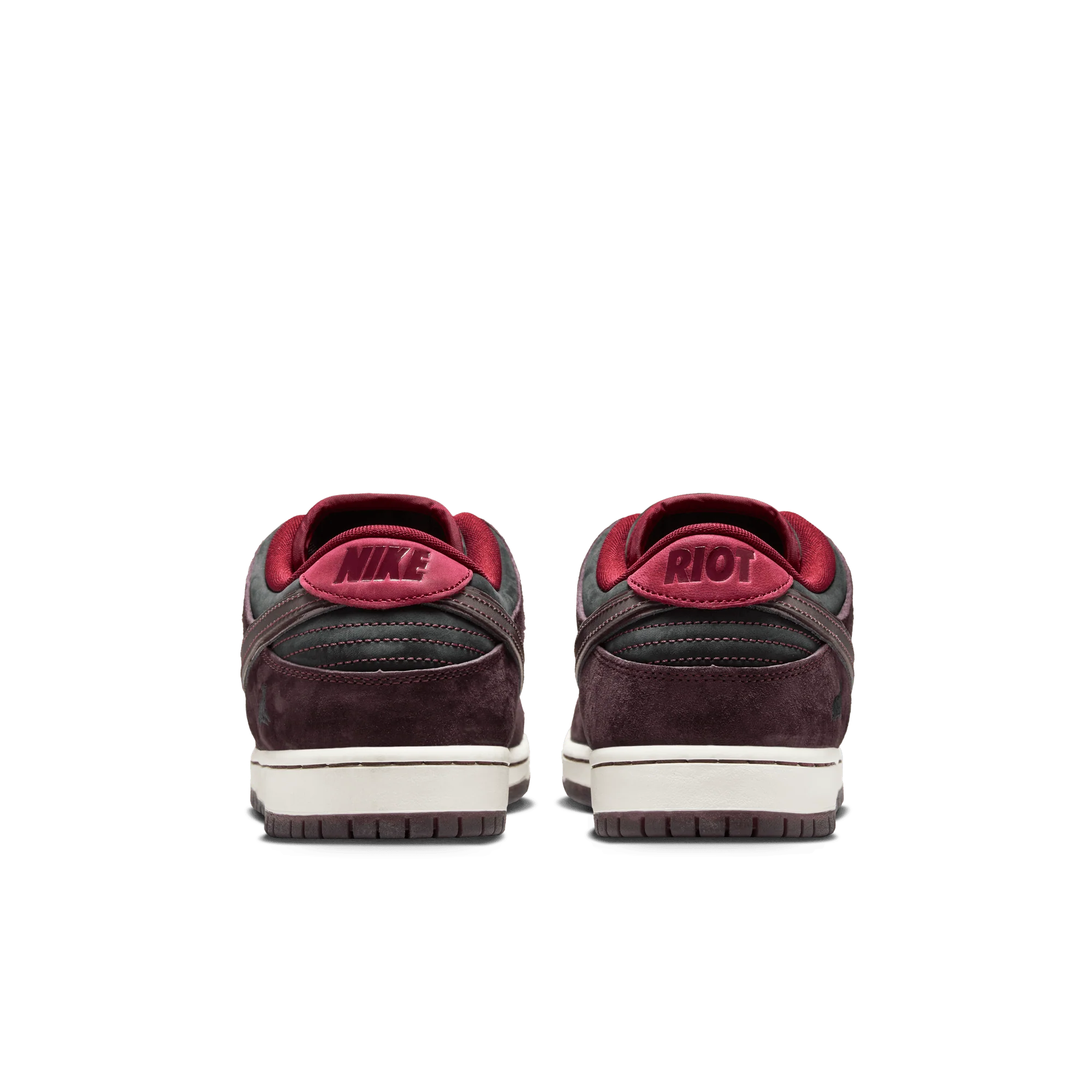 Nike SB Dunk Low Riot Skateshop - Image 4