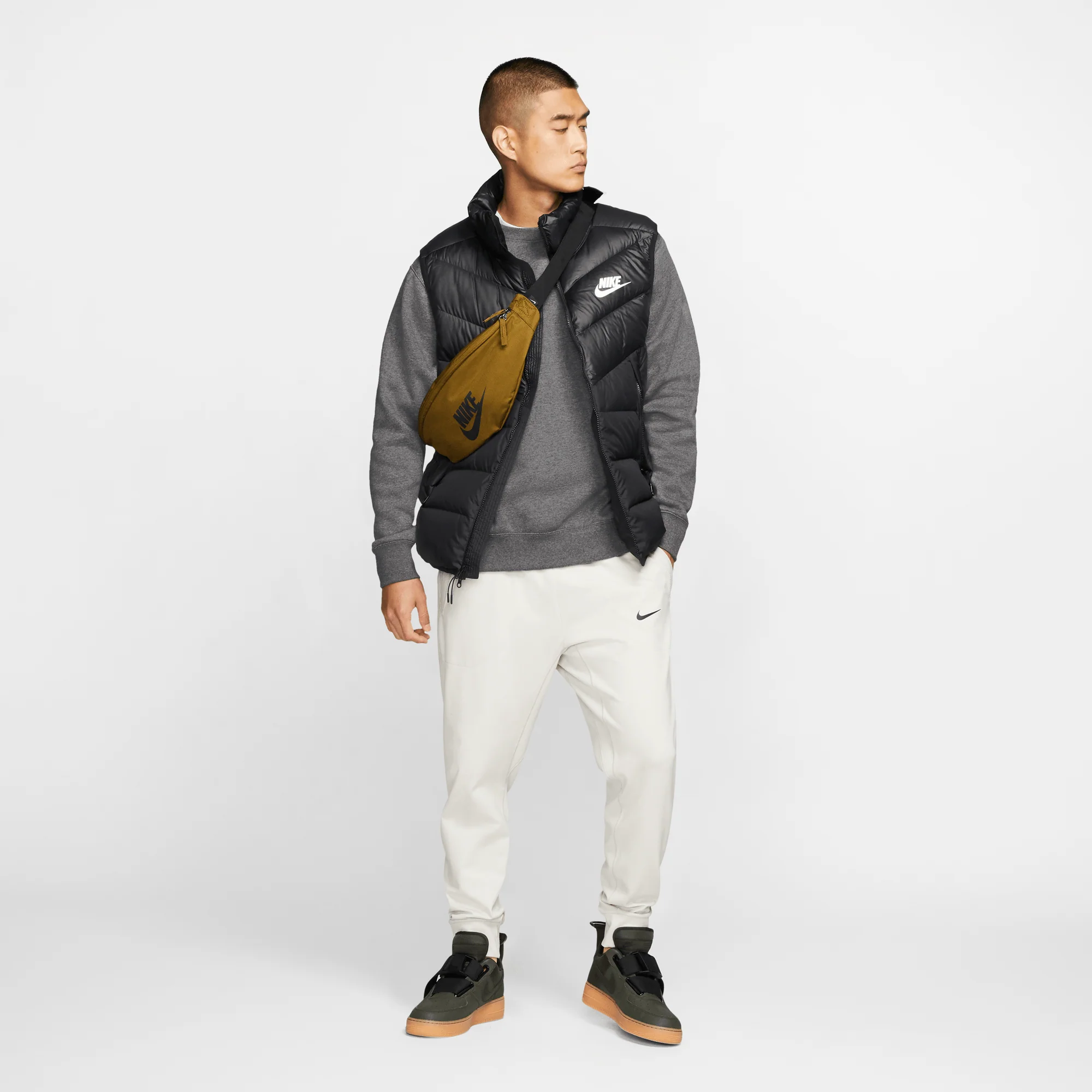 Nike Sportswear Club Fleece Men's Crew Charcoal Heather/White - Image 3