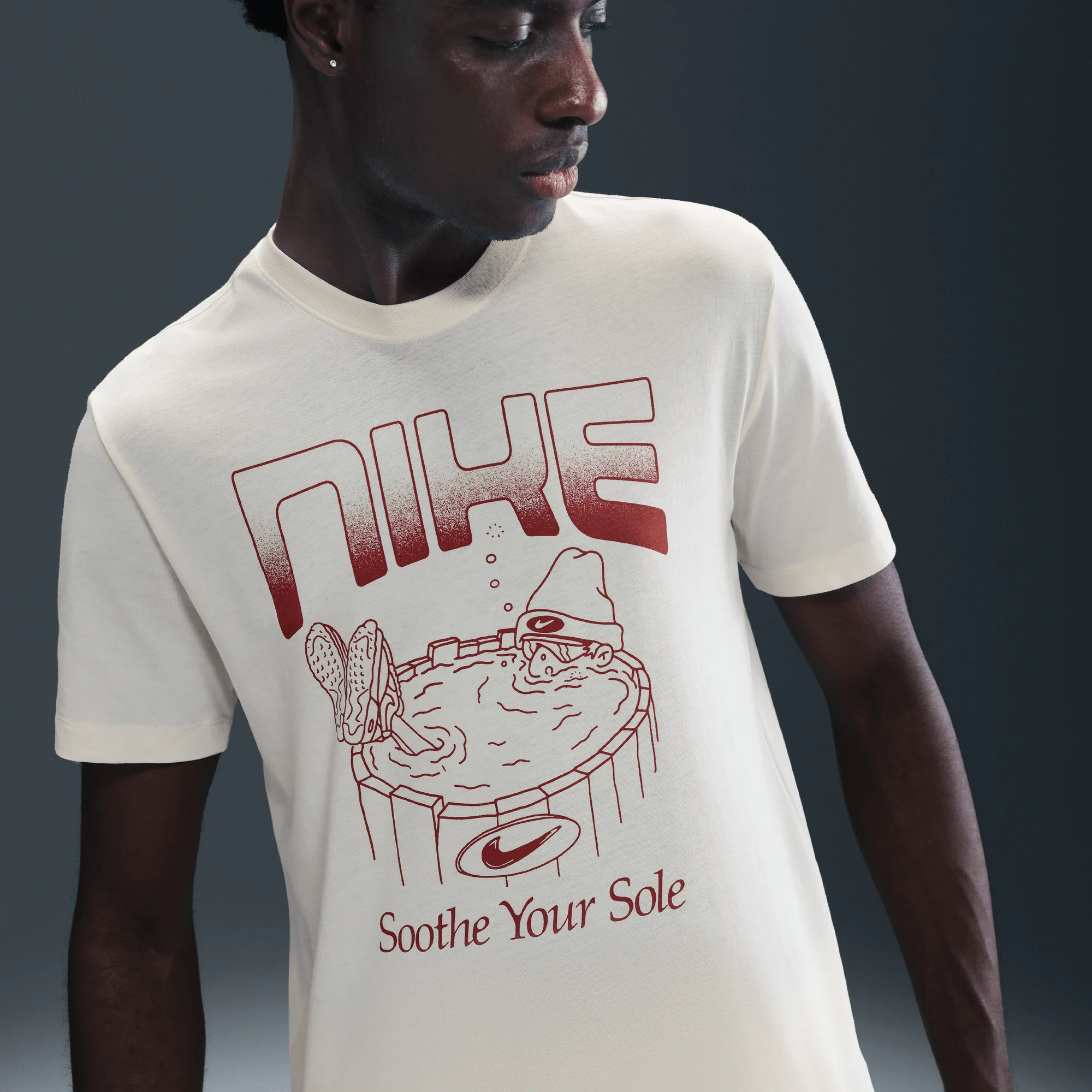 Nike Sportswear T-Shirt Pale Ivory - Image 4