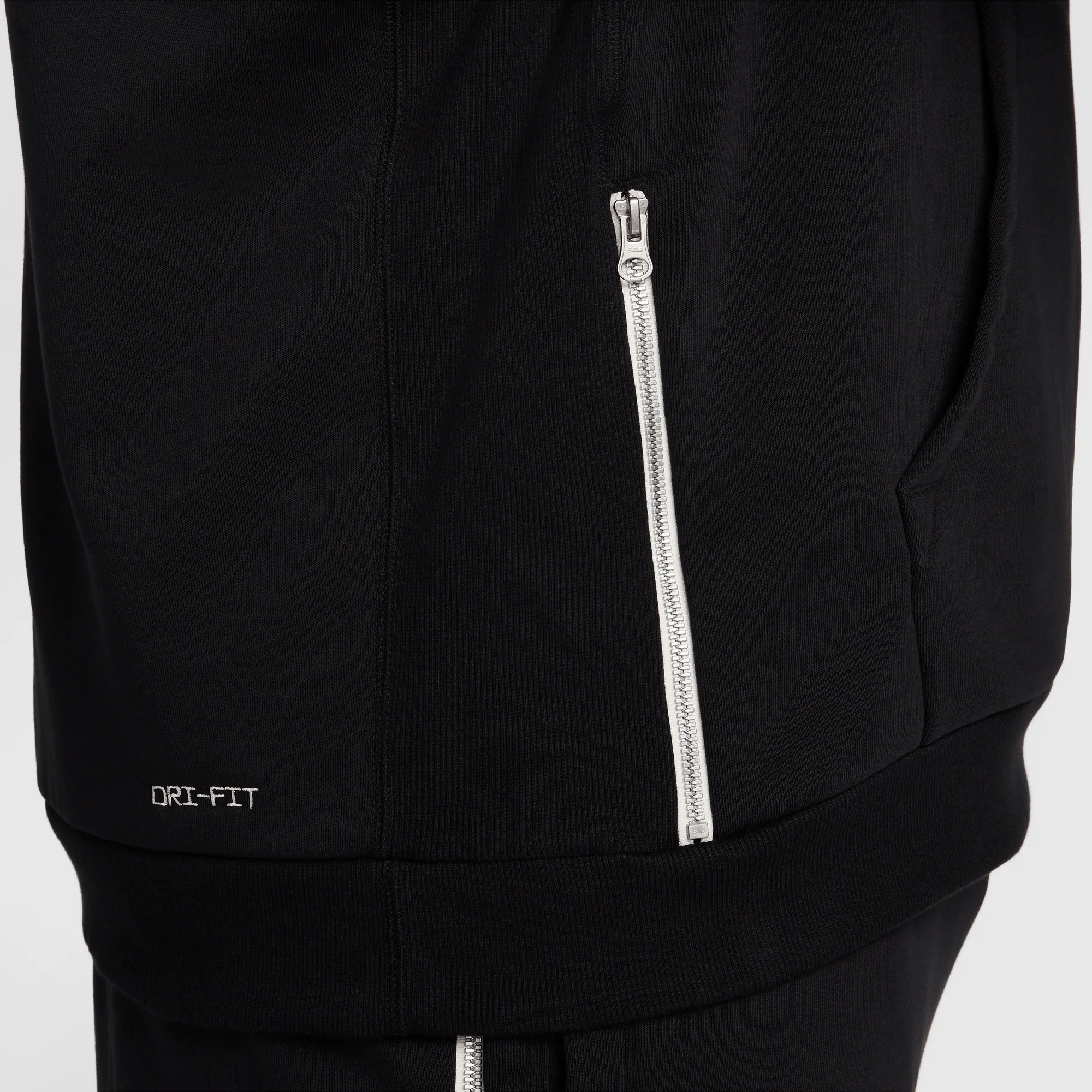 Nike Standard Issue Men's Dri-FIT Pullover Basketball Hoodie Black/Pale Ivory - Image 4