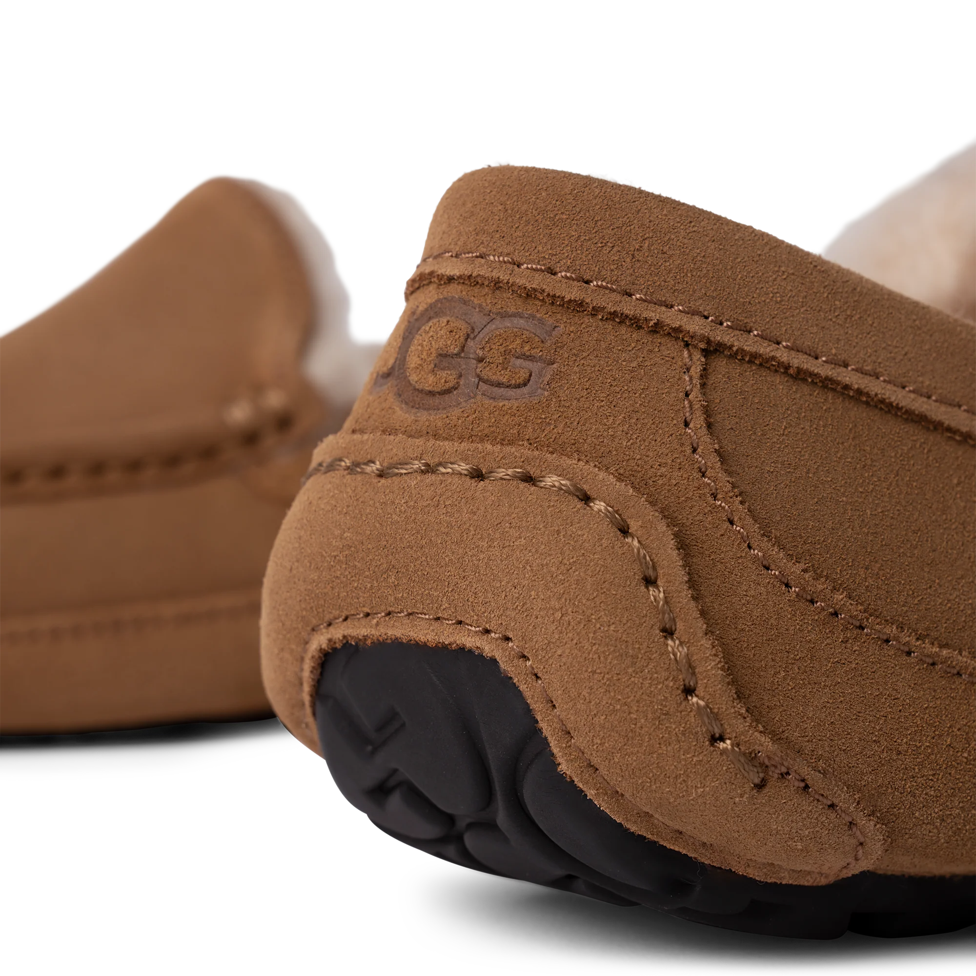 UGG Ascot Slipper Chestnut - Image 4
