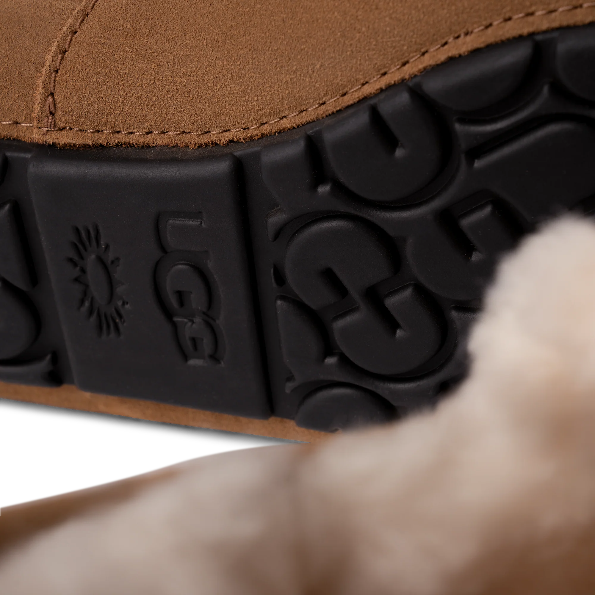 UGG Ascot Slipper Chestnut - Image 5