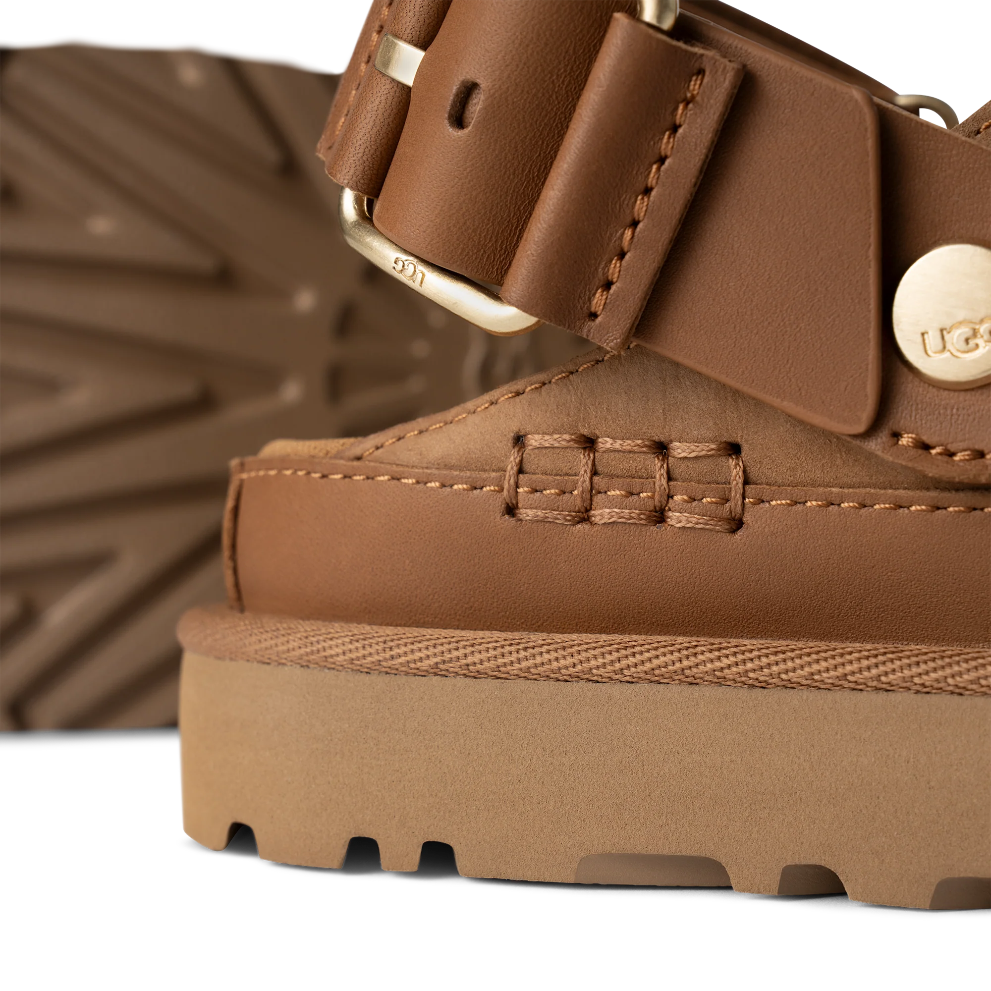 UGG Goldenstar Villa Clog Chestnut (Women's) - Image 5