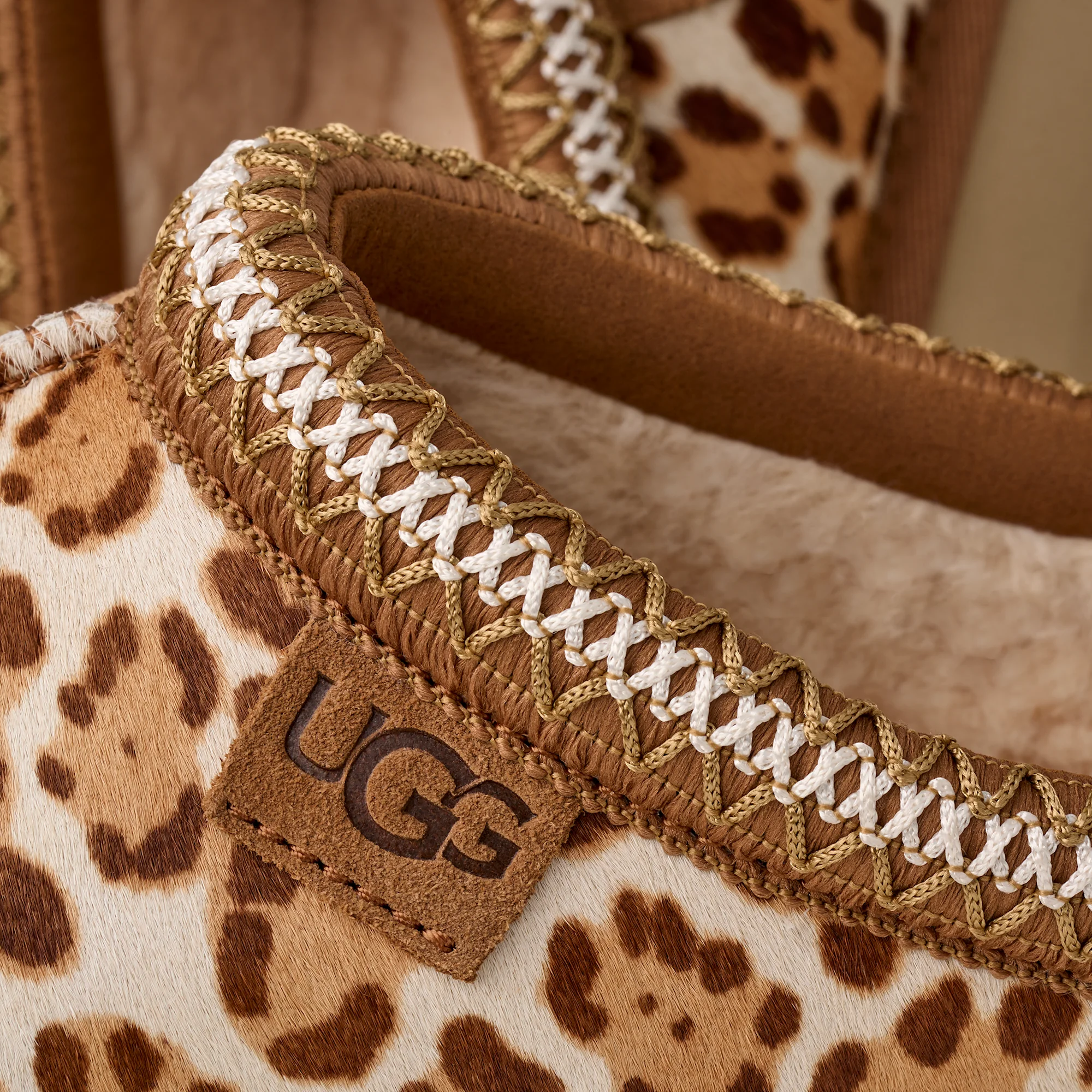 UGG Tazz Plains Slipper Felicity Leopard Jasmine (Women's) - Image 5